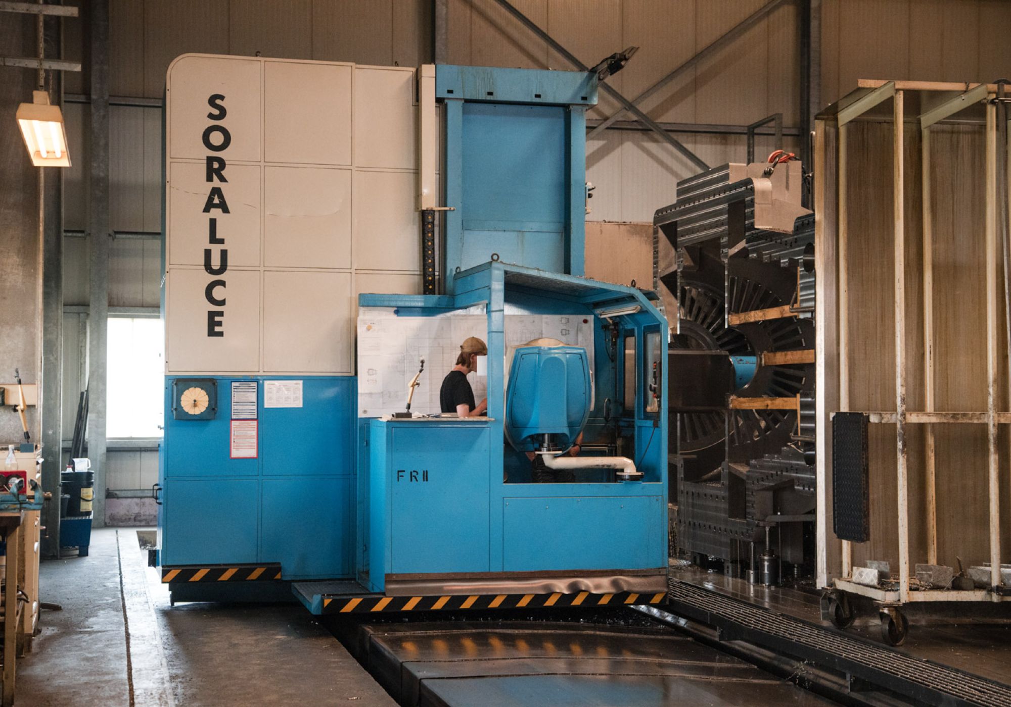 große Fräsmaschine